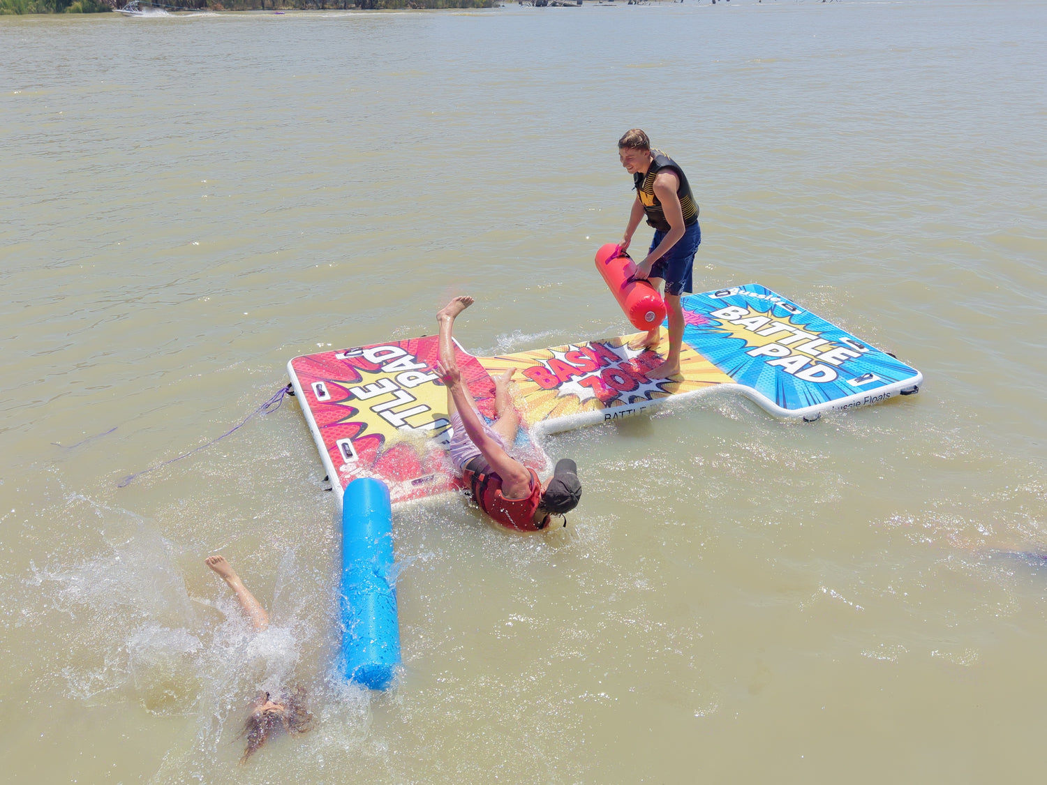 🥊 Aussie Floats Battle Pad